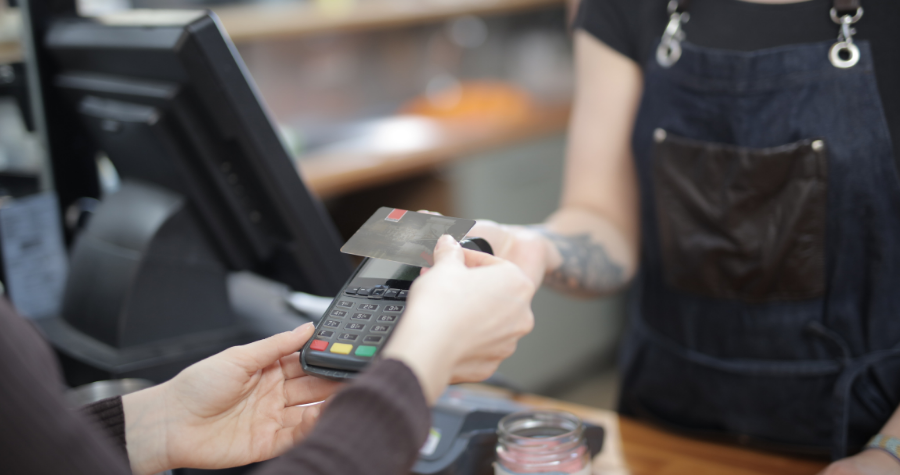 Um novo Programa de Crédito via maquininha de cartão para MEI e MPEs é aprovado.