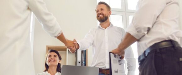 Atrair, desenvolver e encantar: o papel do RH nos novos formatos de empresa.