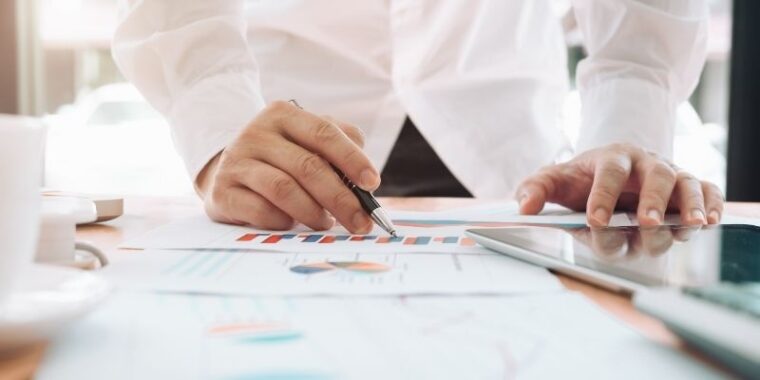 Reserva financeira para micro e pequenas empresas.